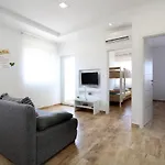 Apartments Miro 2185